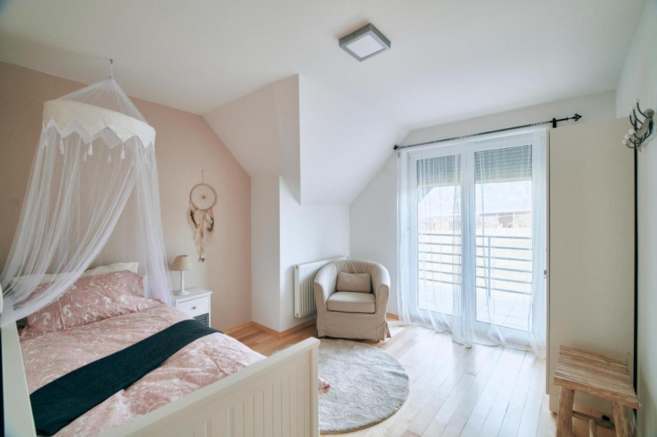 House Eden With Mountain Views Apartment Bled Exterior photo